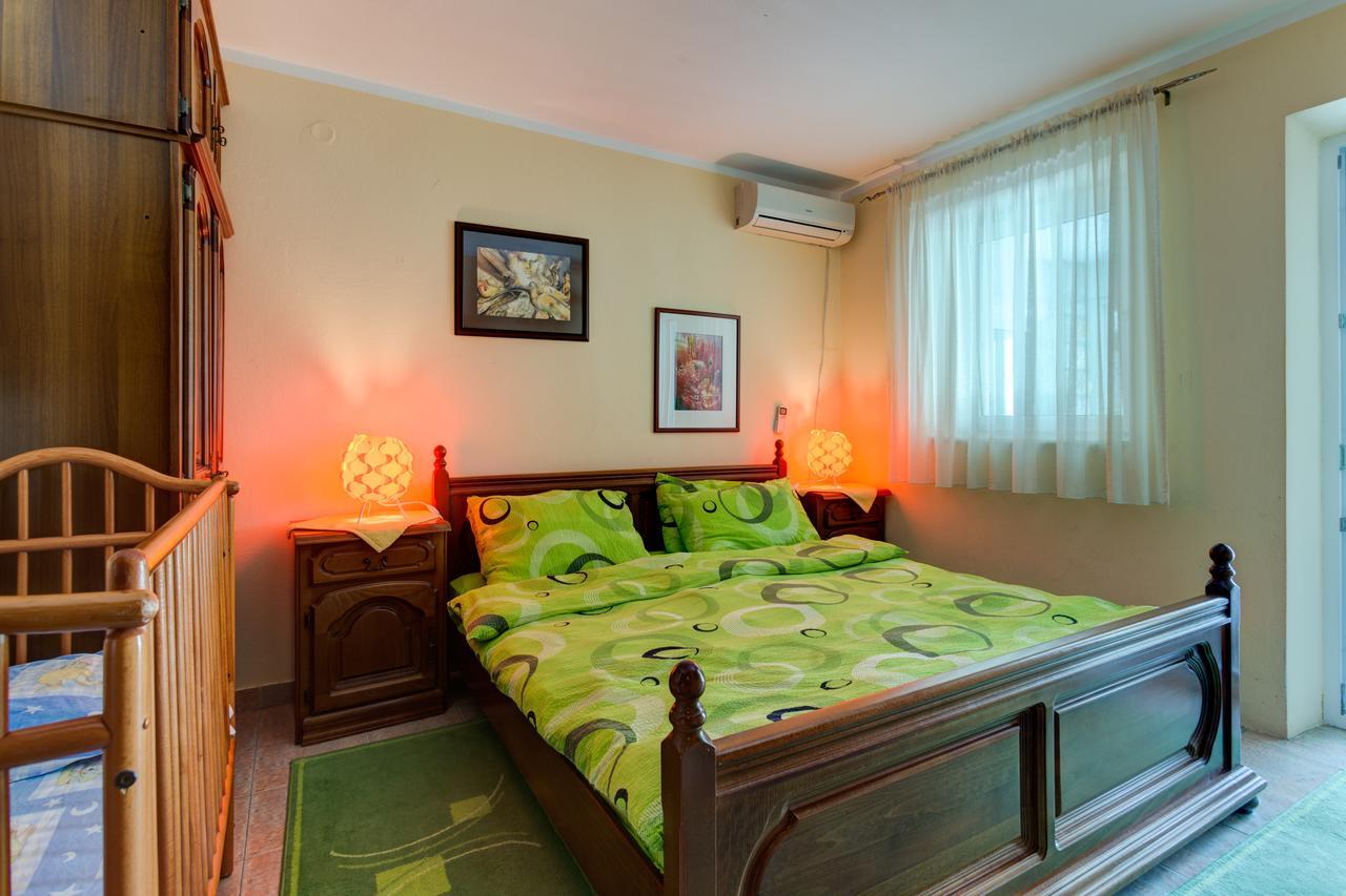 Apartments Varja 斯韦蒂·斯特凡 外观 照片