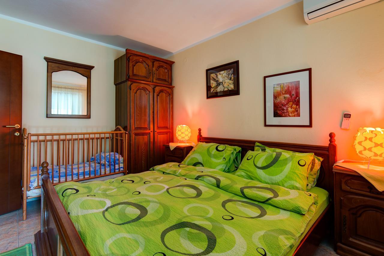 Apartments Varja 斯韦蒂·斯特凡 外观 照片